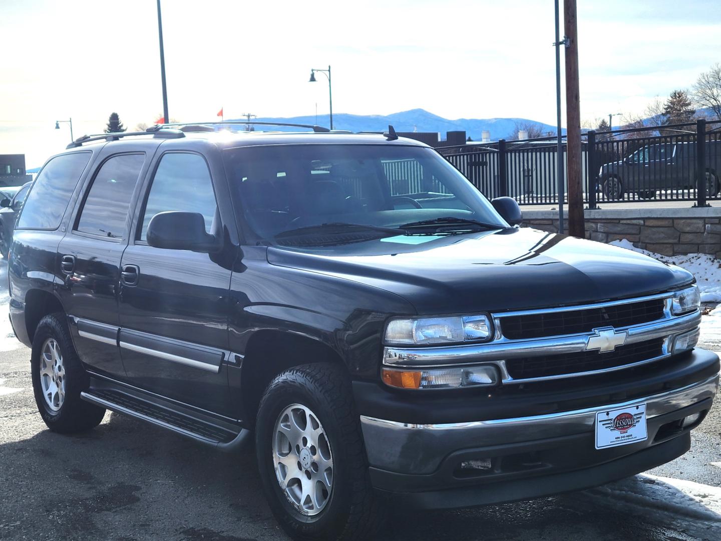 2006 Black /Tan Chevrolet Tahoe LT (1GNEK13Z76R) with an 5.3L V8 engine, Automatic transmission, located at 450 N Russell, Missoula, MT, 59801, (406) 543-6600, 46.874496, -114.017433 - Great Running Tahoe 4WD. 3rd Row Seat. Power Sunroof. Rear Entertainment. Power Heated Front Seats. Leather Seats. Front and Rear Climate Control. Running Boards. Cruise Control. Tilt. - Photo#3